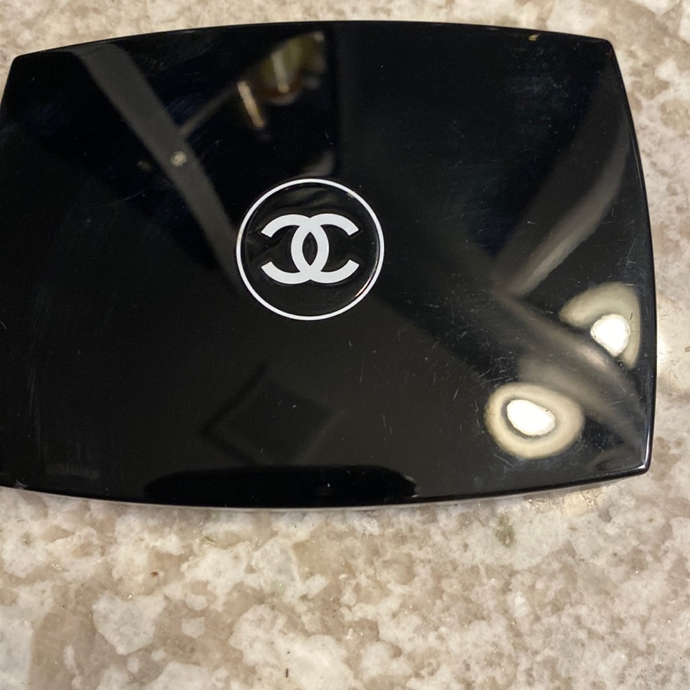 Use Chanel eyeshadow